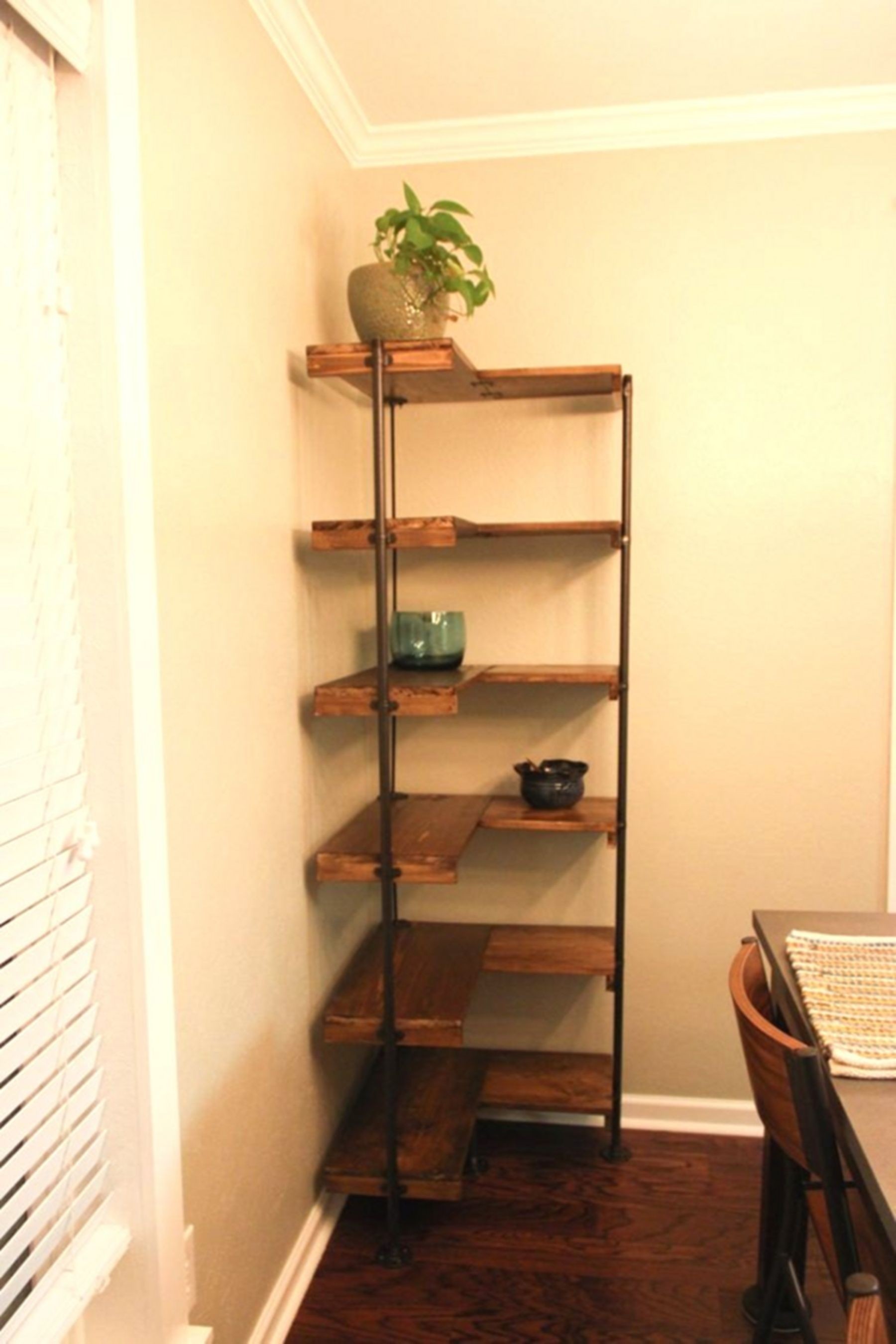 Free standing corner shelves 1