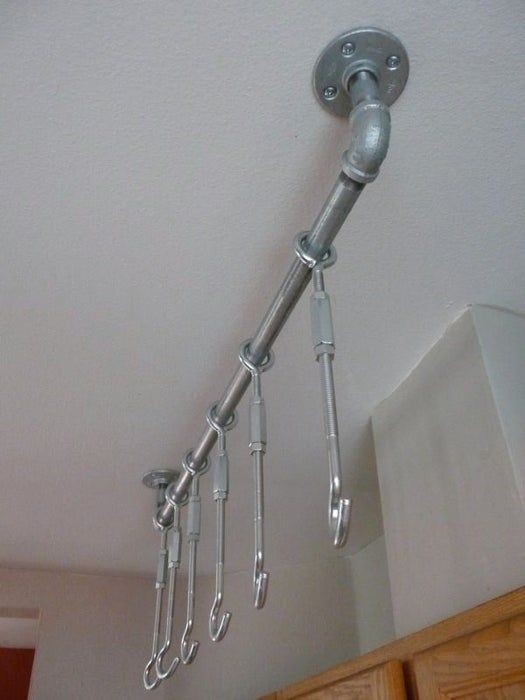 Pan hangers