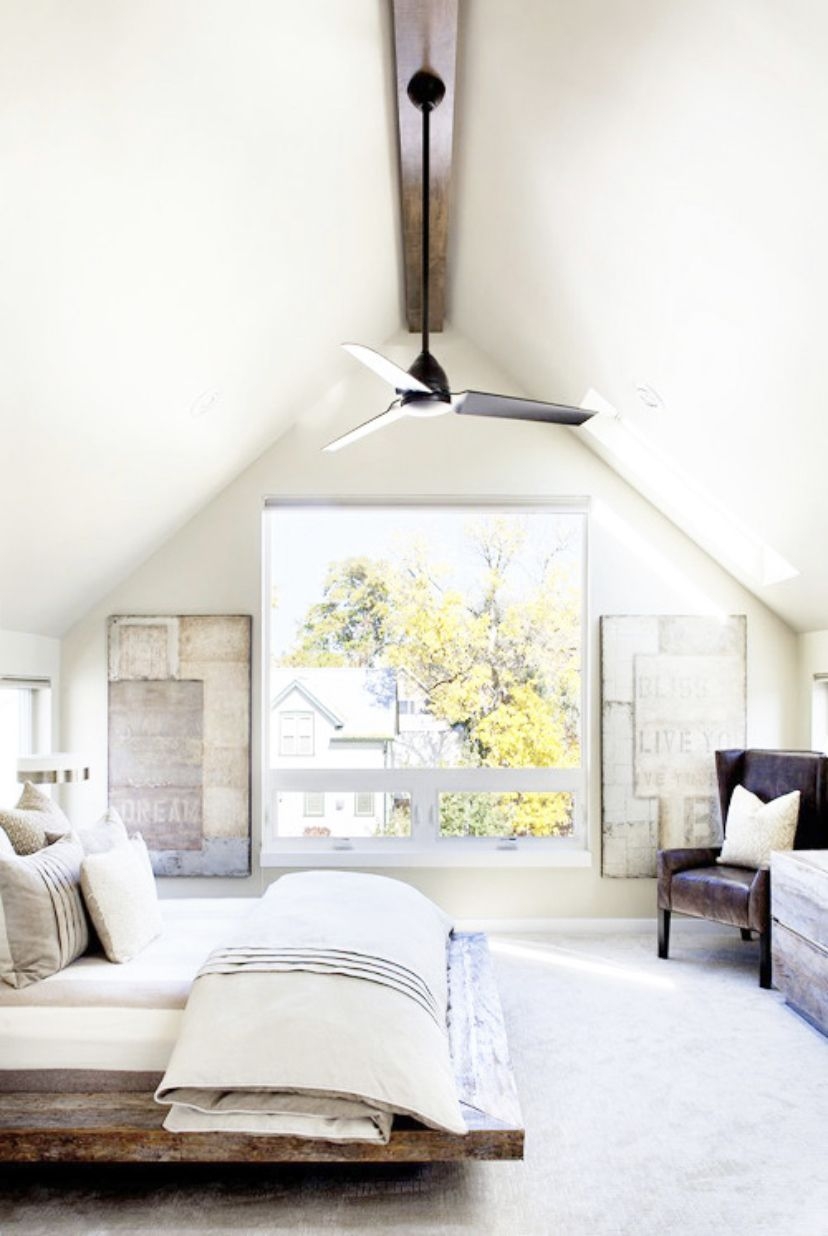 Platform day bed