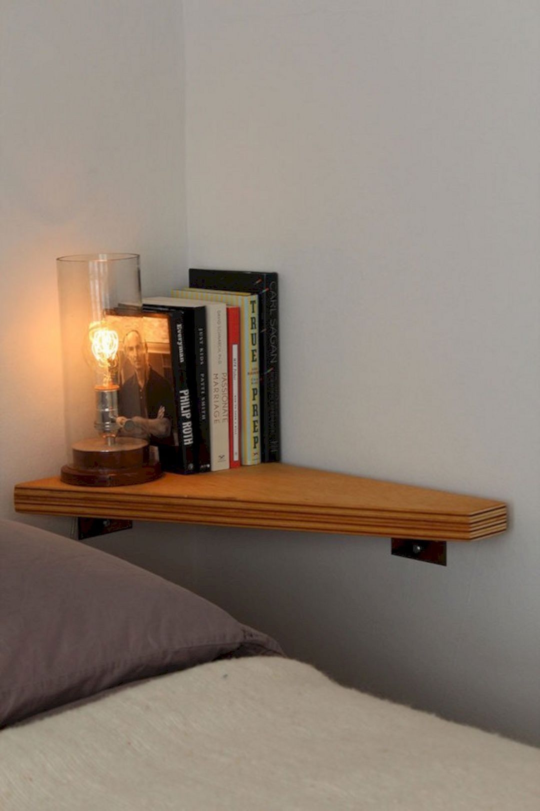 Side corner table