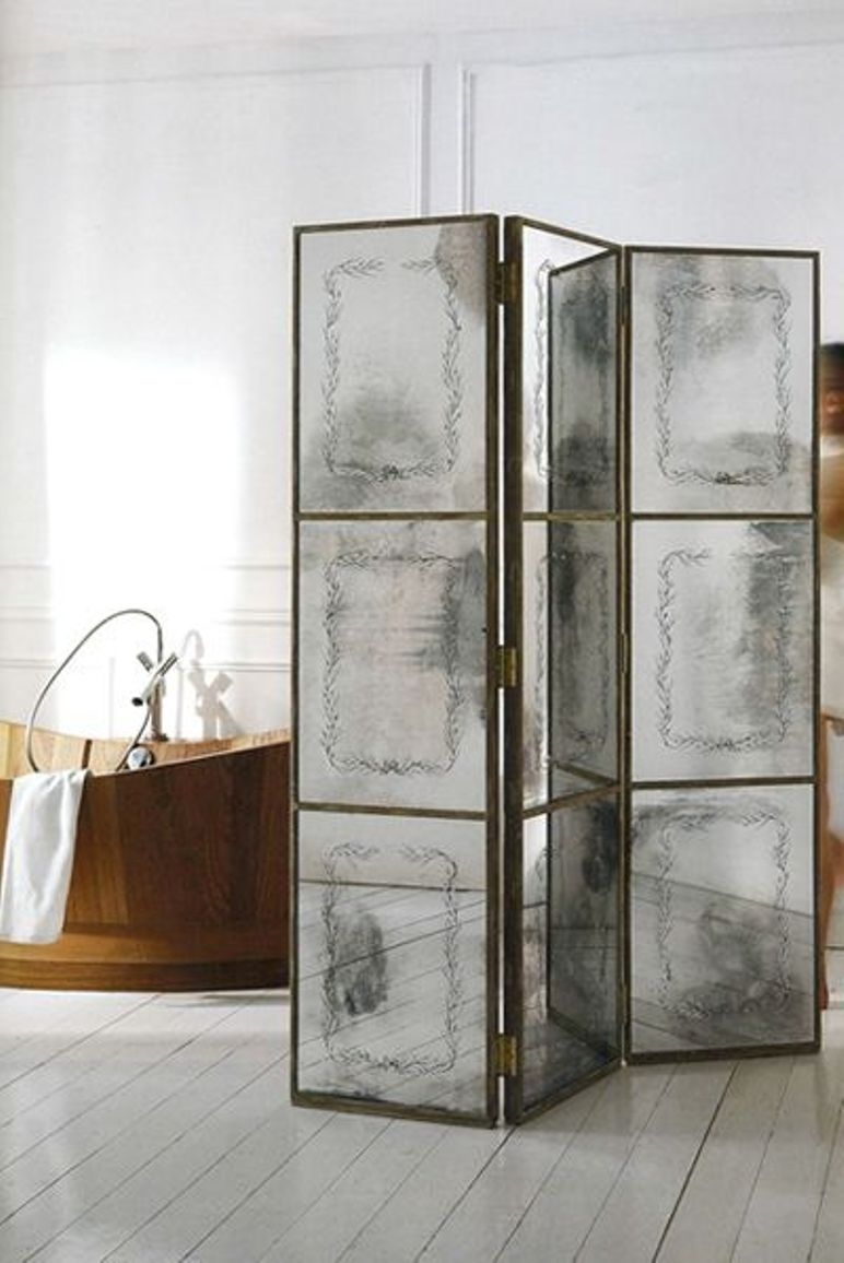 Venetian glass screen 3050 by taylor llorente
