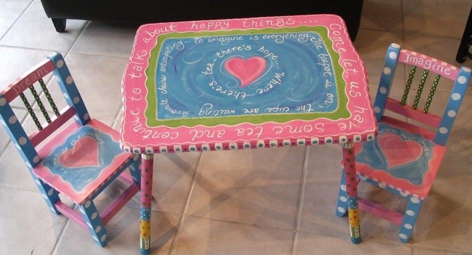 Childs table and chairs