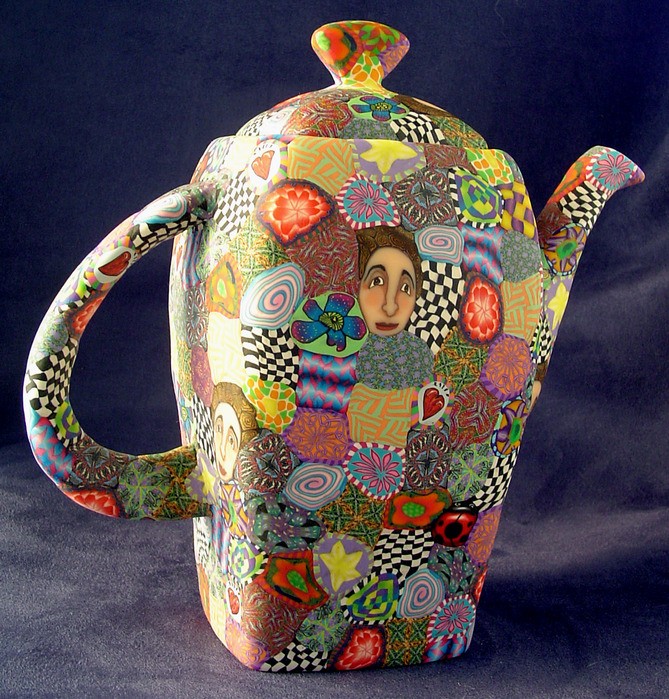 Cupcake tea kettle
