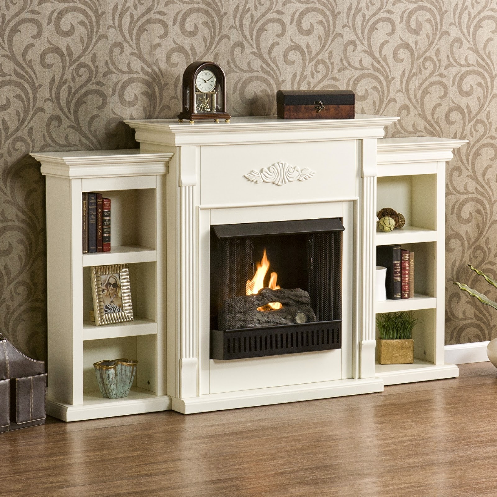 Fireplace bookshelf