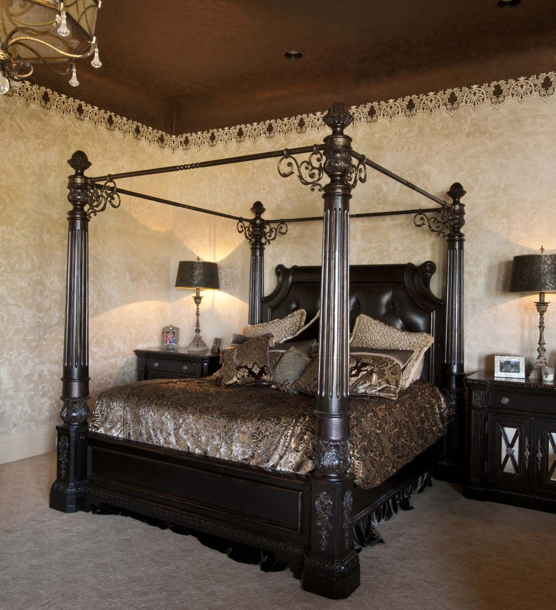 Old world bedding sets