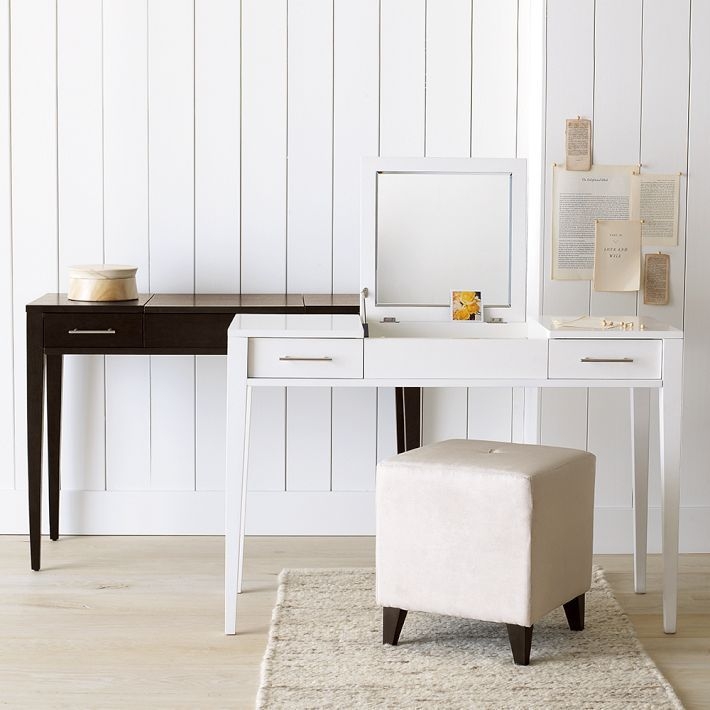 Flip top vanity table