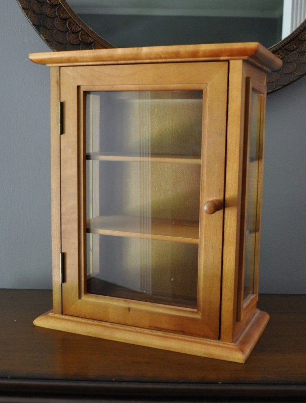 Hanging curio display cabinet 1