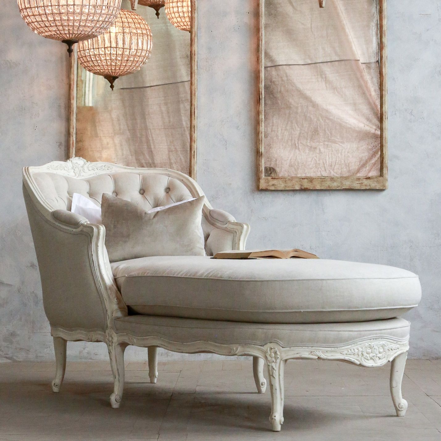 Sensational vintage victorian chaise lounges sofas with amazing round