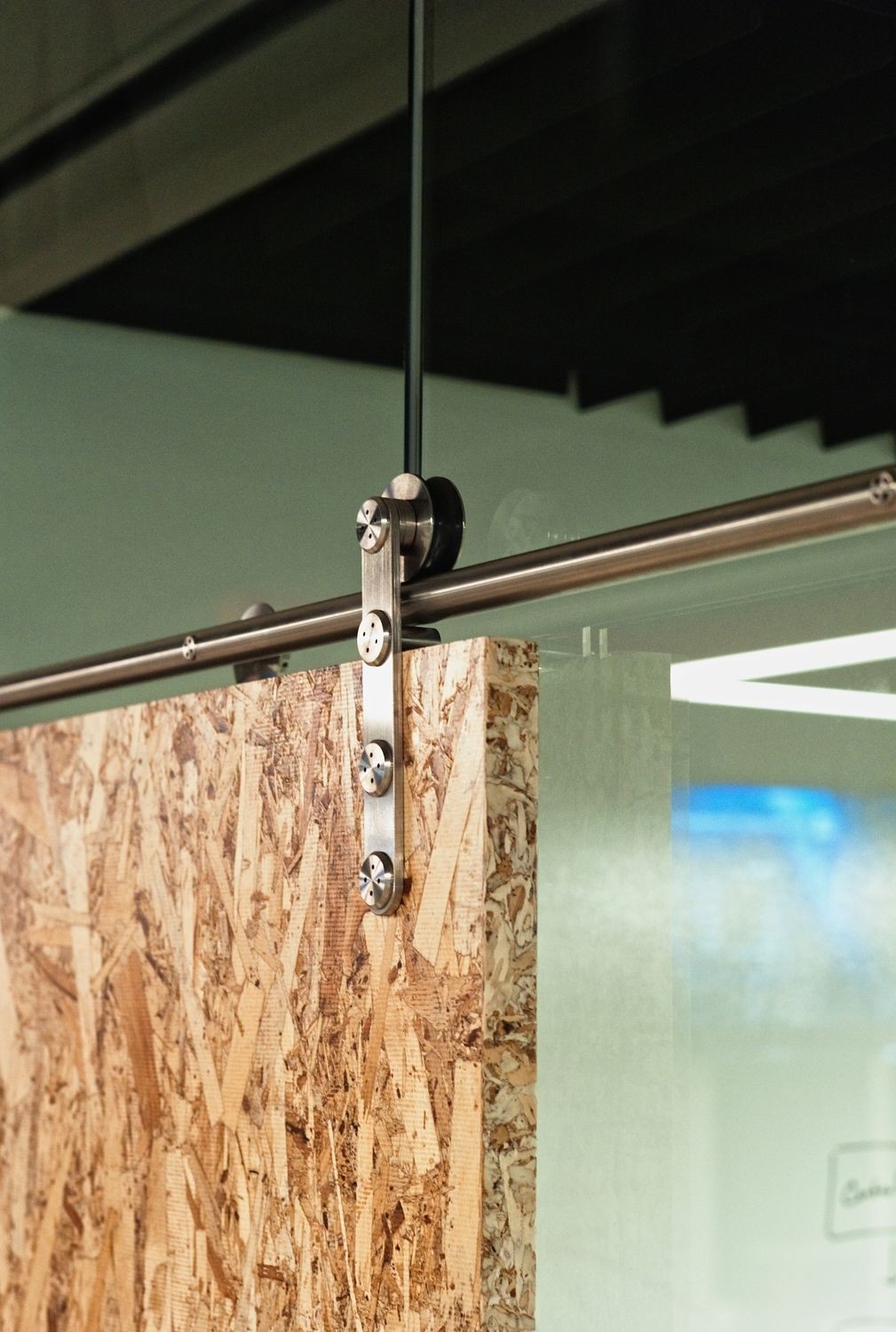 Sliding hanging room dividers