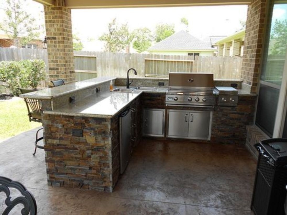 Diy outdoor bar plans