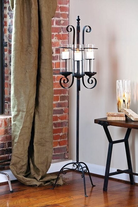 Floor candle holder