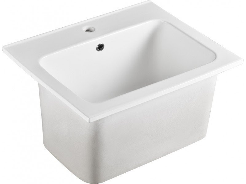 Old fashioned laundry tub