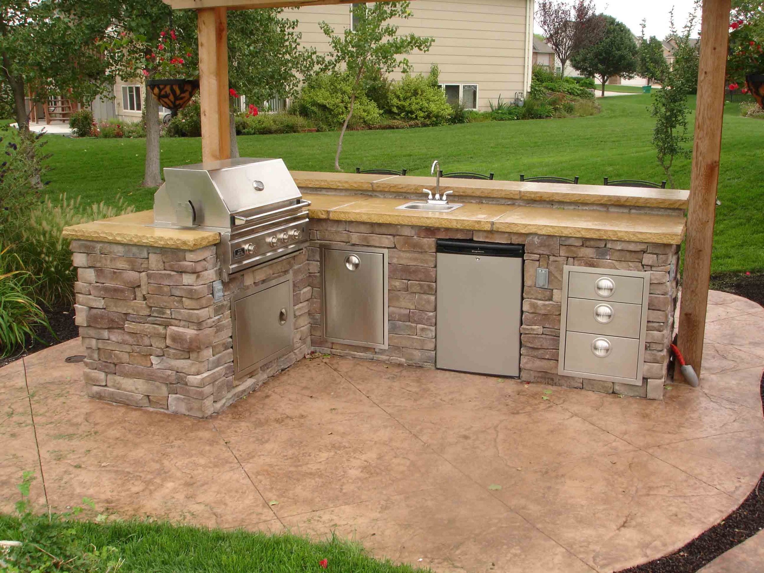 Outside bar plans