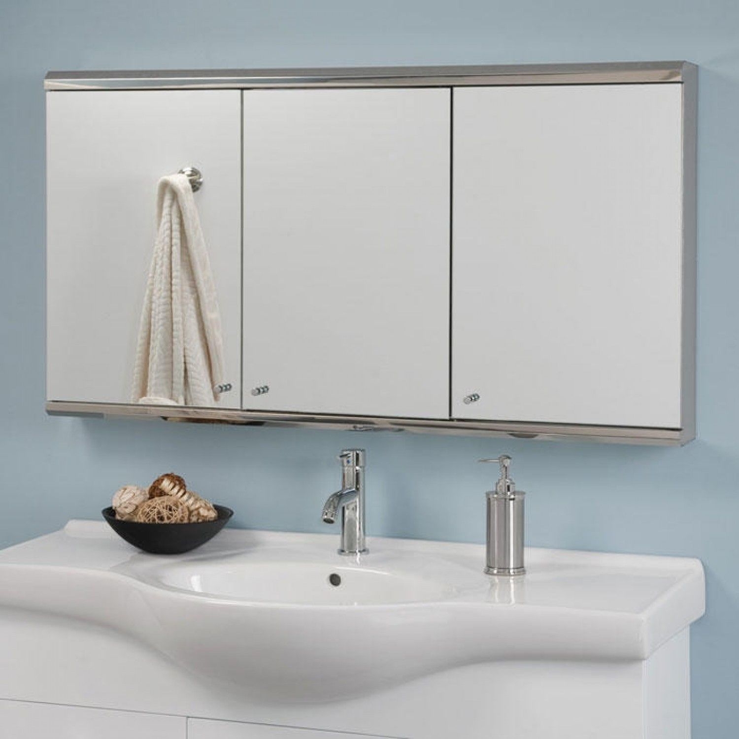 Tri view medicine cabinets 7