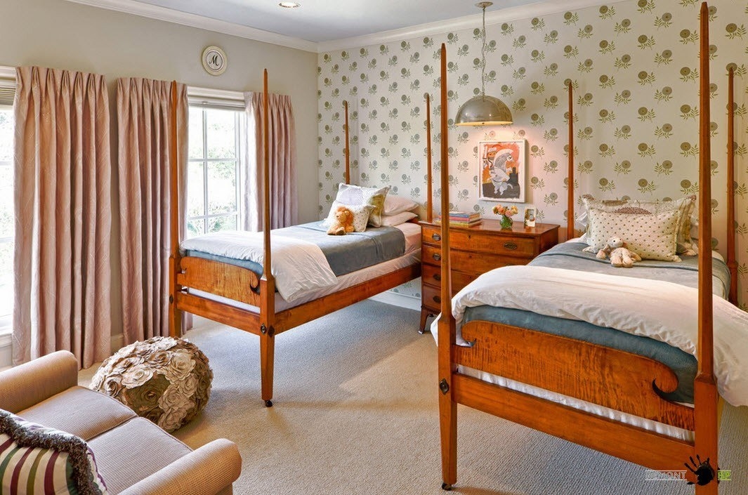 Twin four poster bed 4