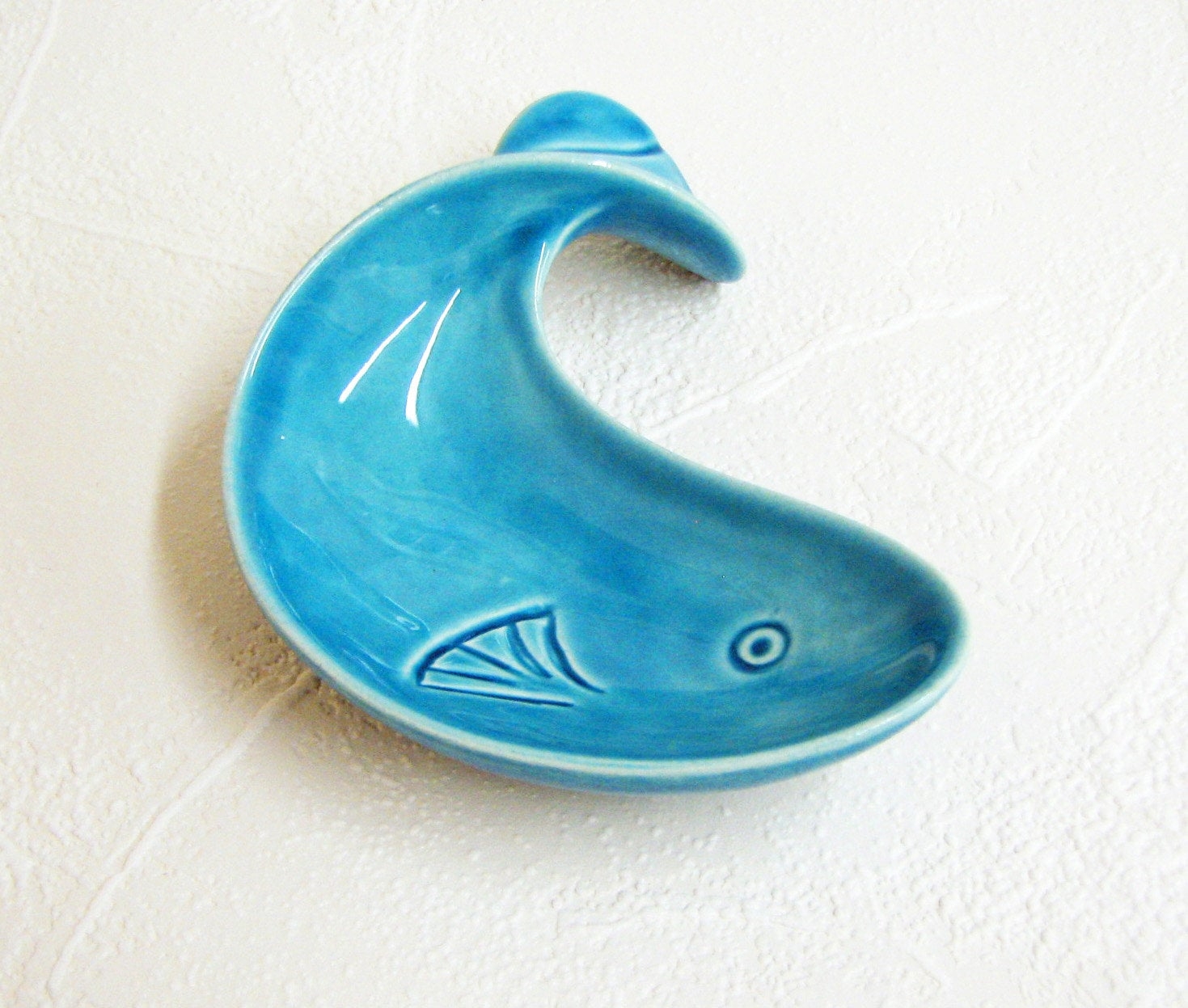 Ceramic fish dish vintage design retro