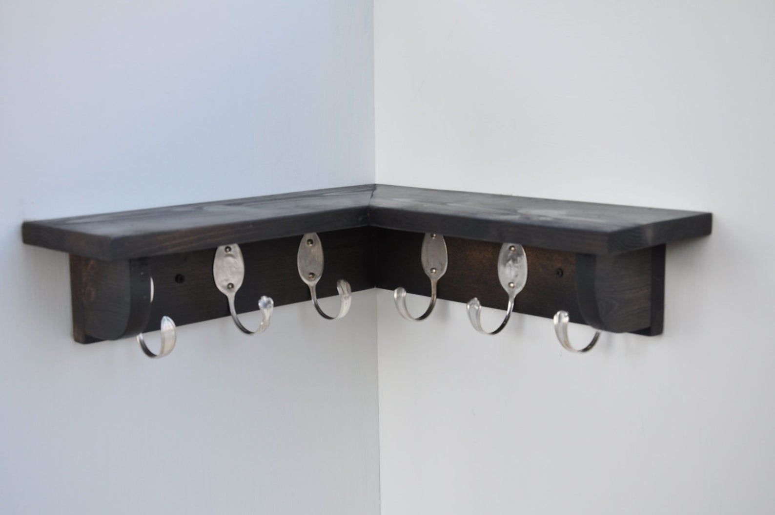 Corner shelf with hooks 17
