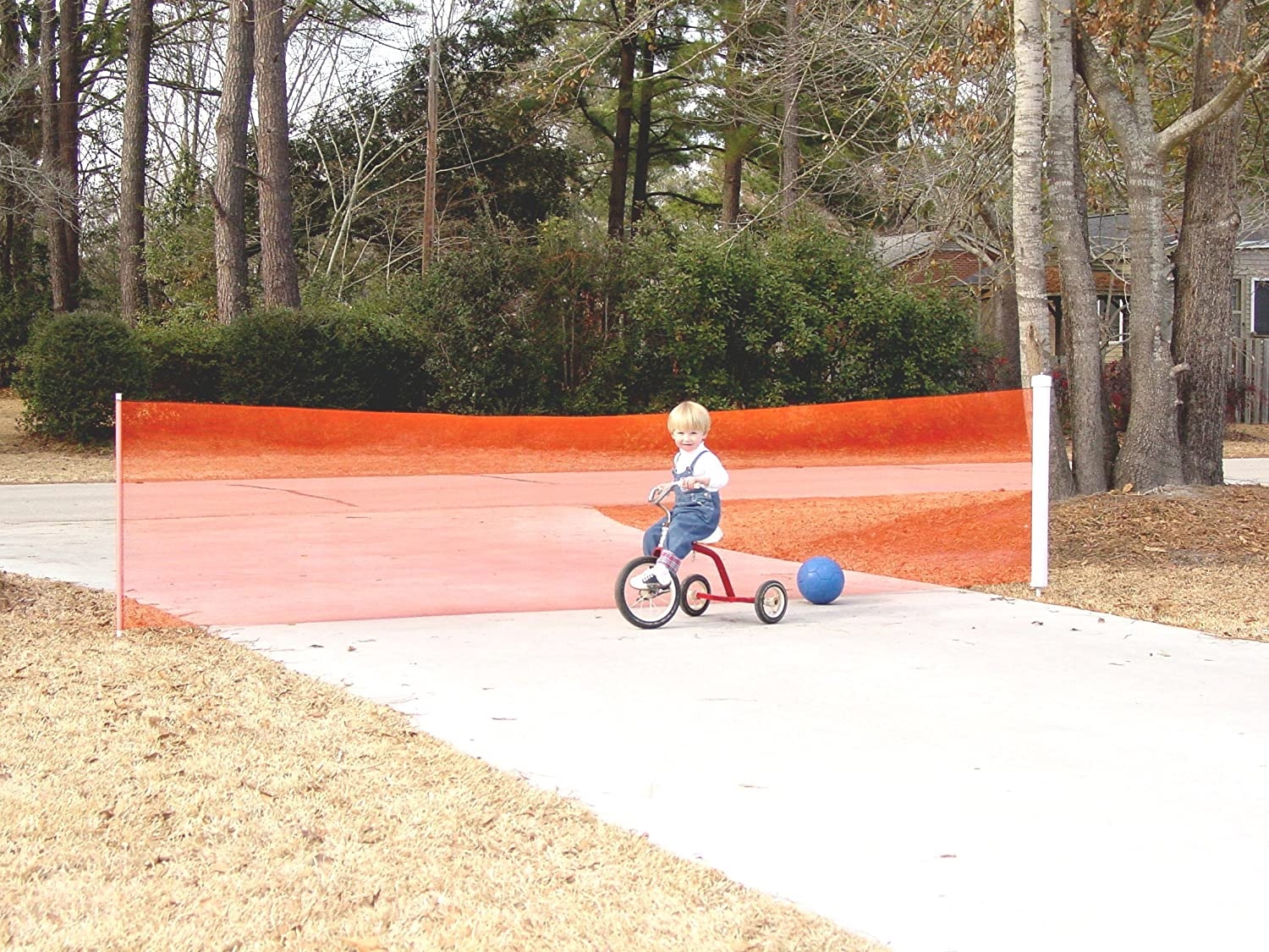 Kidkusion kidsafe driveway guard