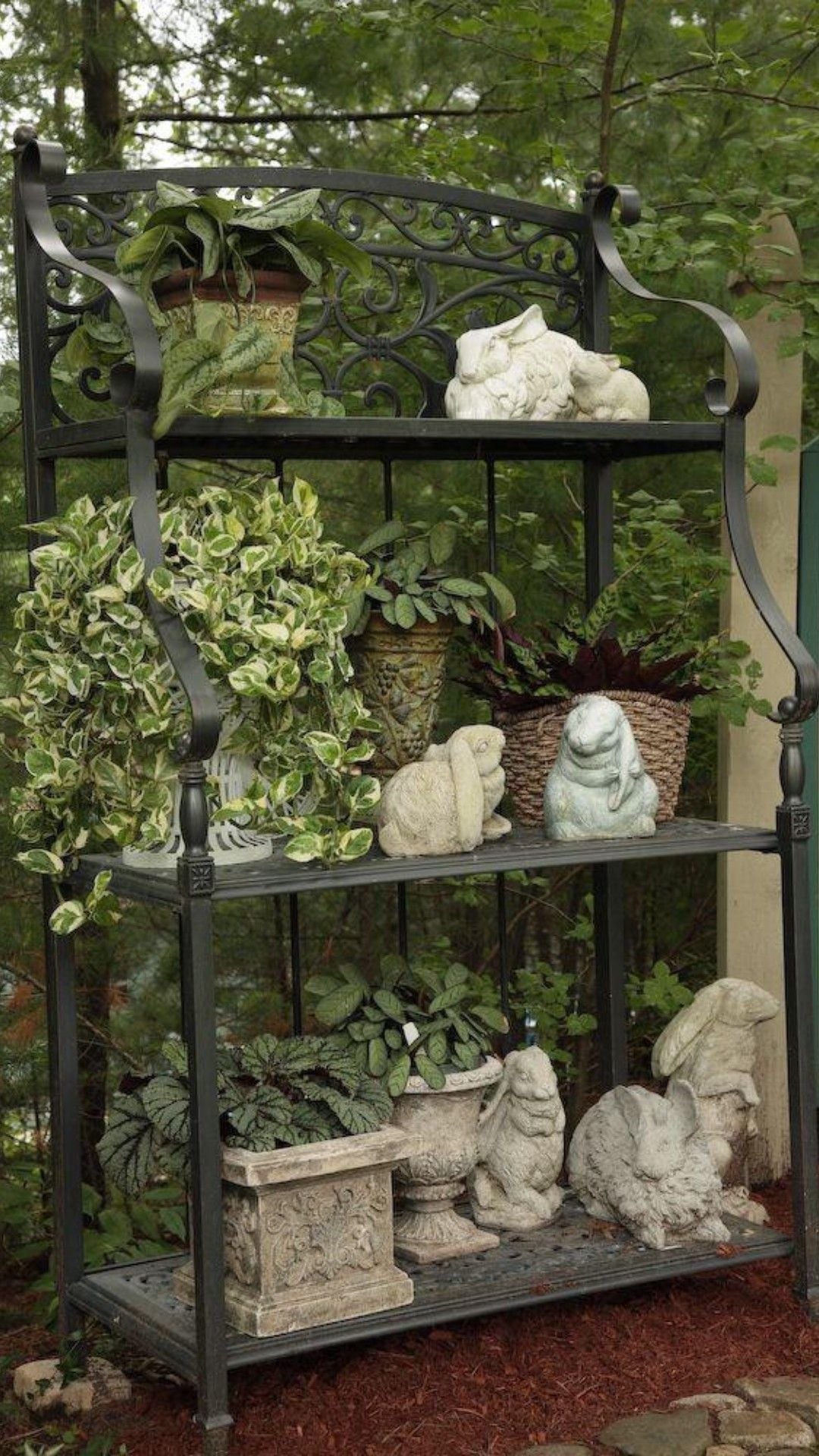 Outdoor bakers racks 4