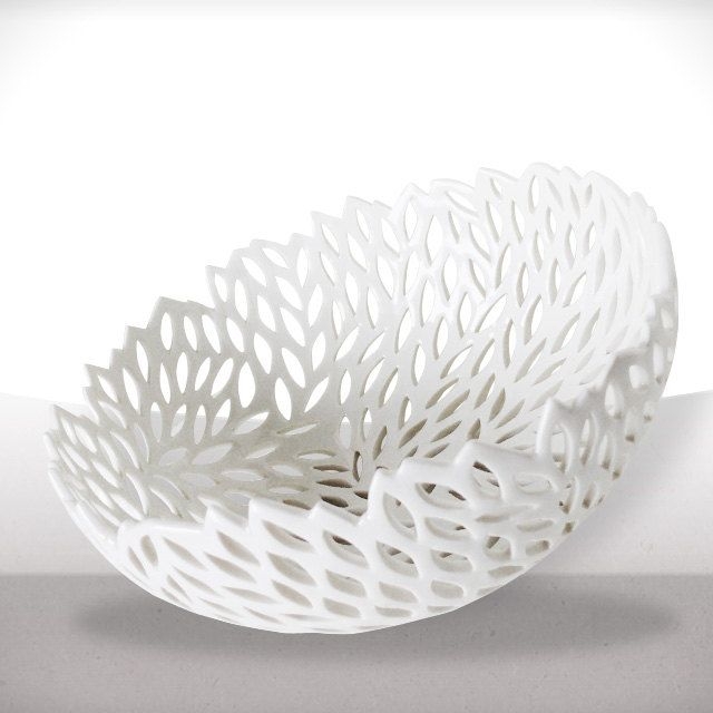 The big white porcelains nest free