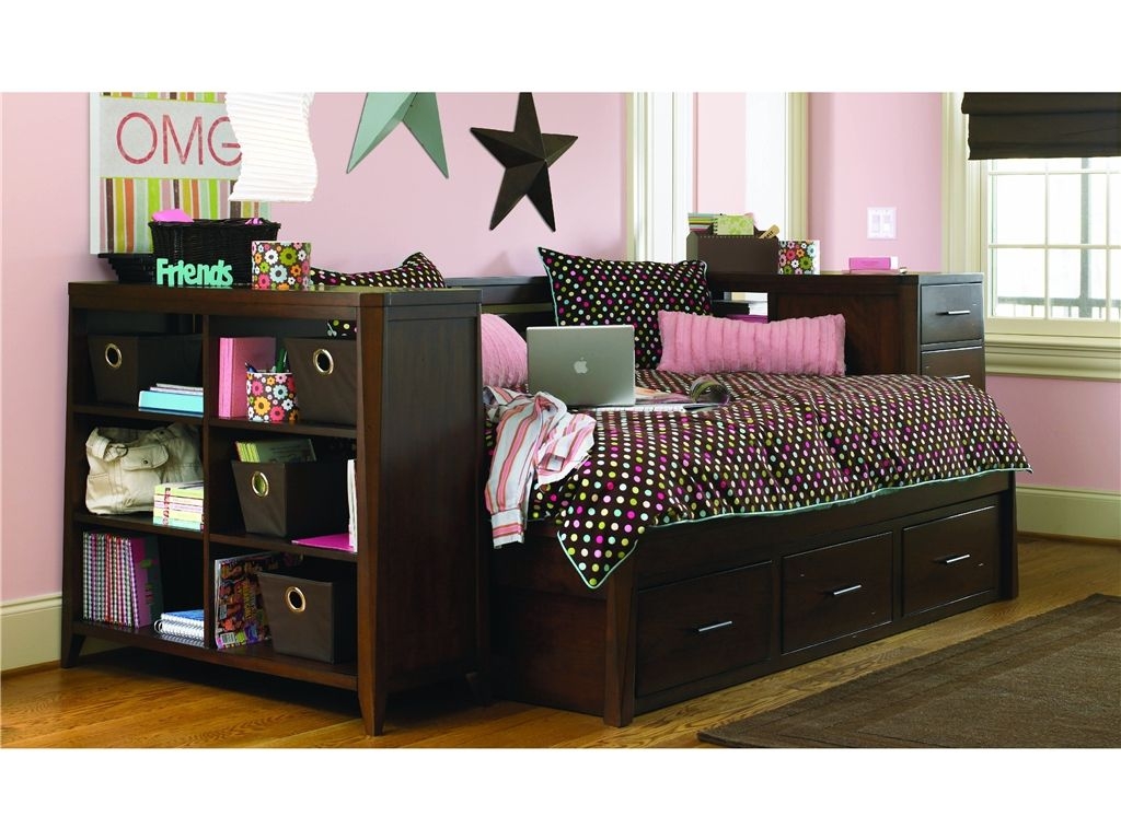 Full size daybed with trundle 1