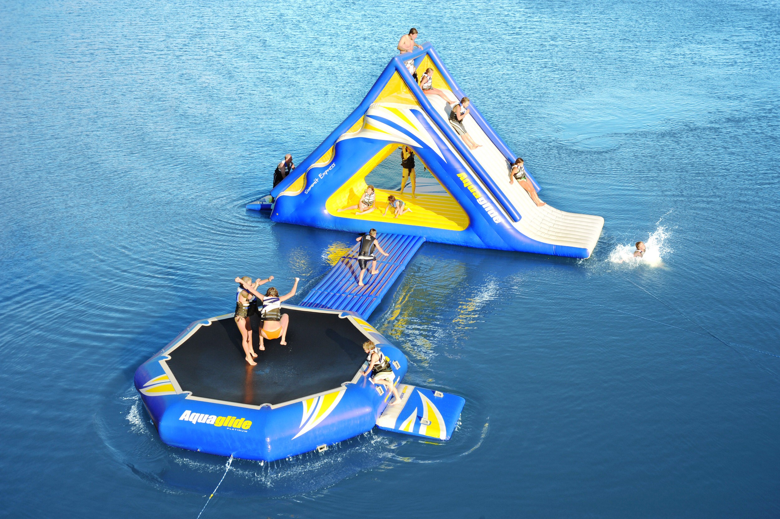 Giant lake inflatables