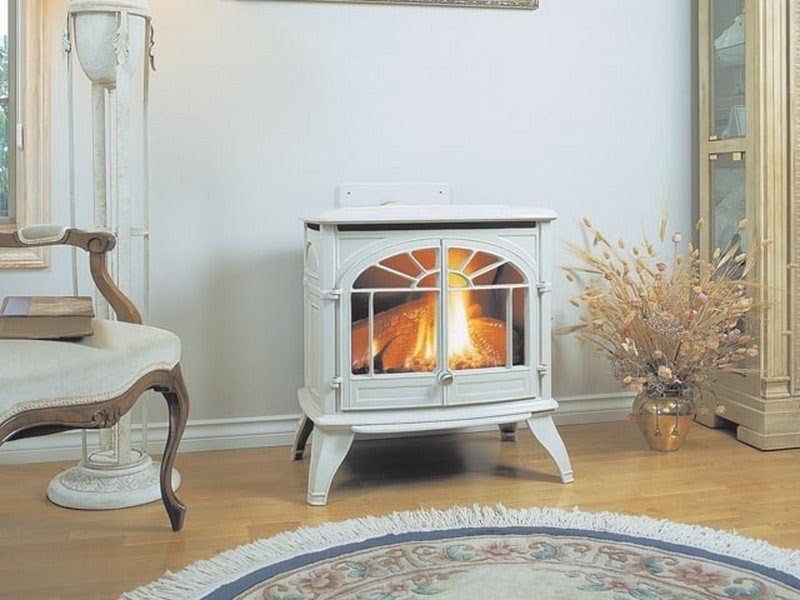 Corner gas fireplace ventless
