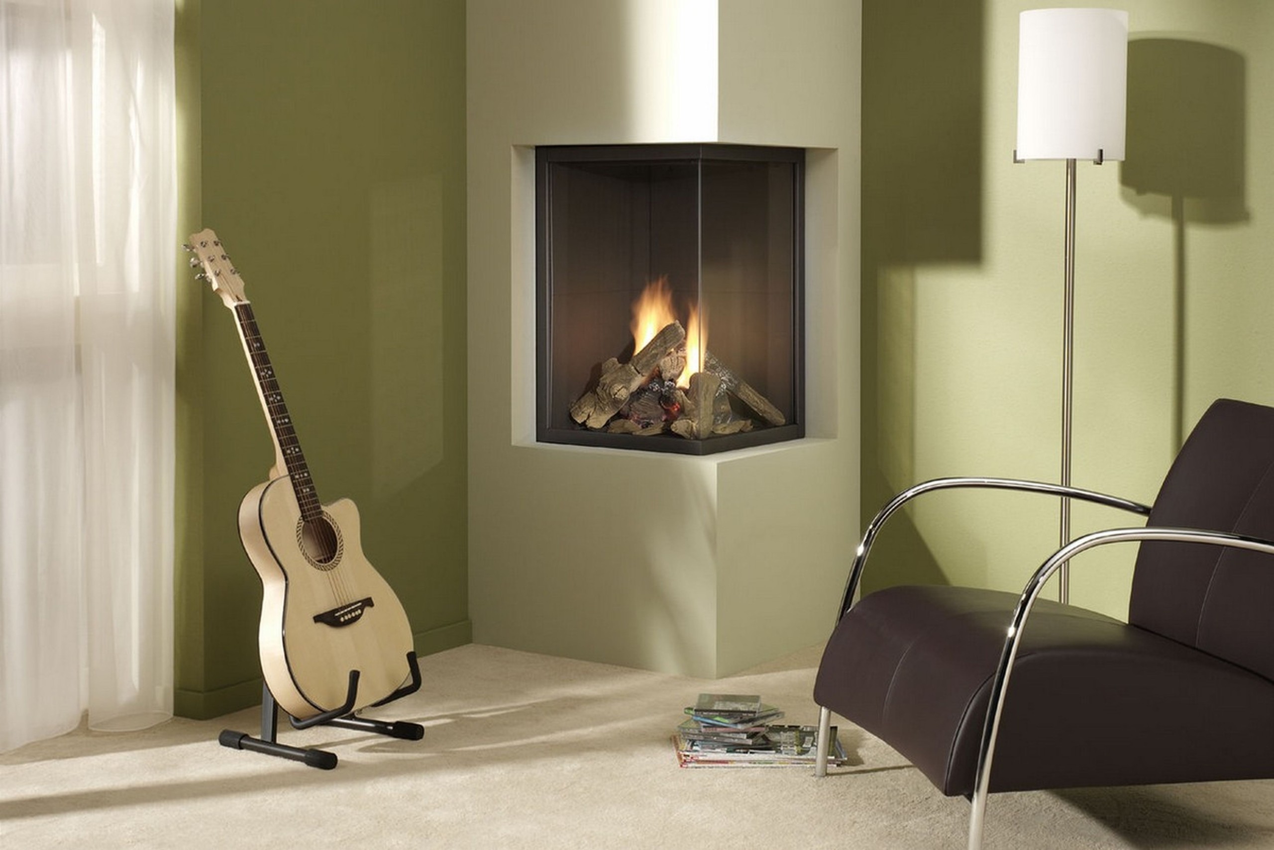 Gas fireplace corner