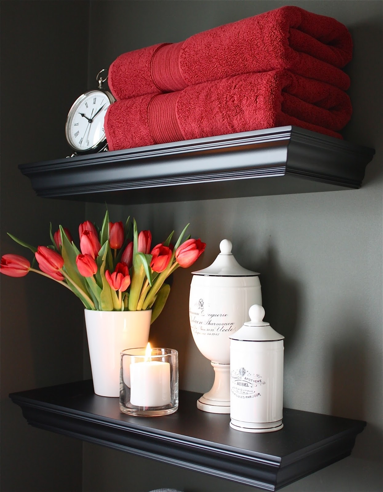 The yellow cape cod powder room i absolutely love the