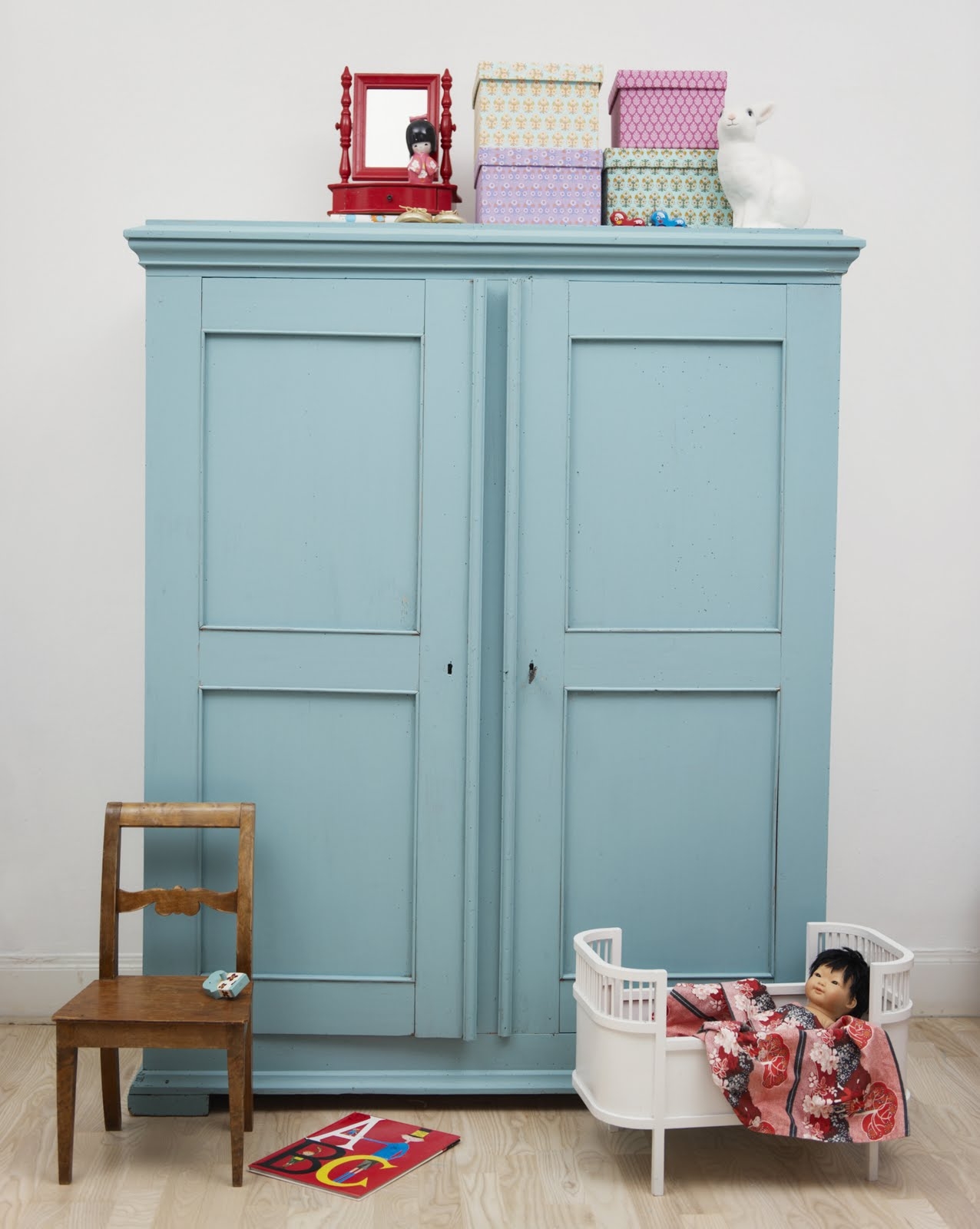Kids wardrobe closet 7