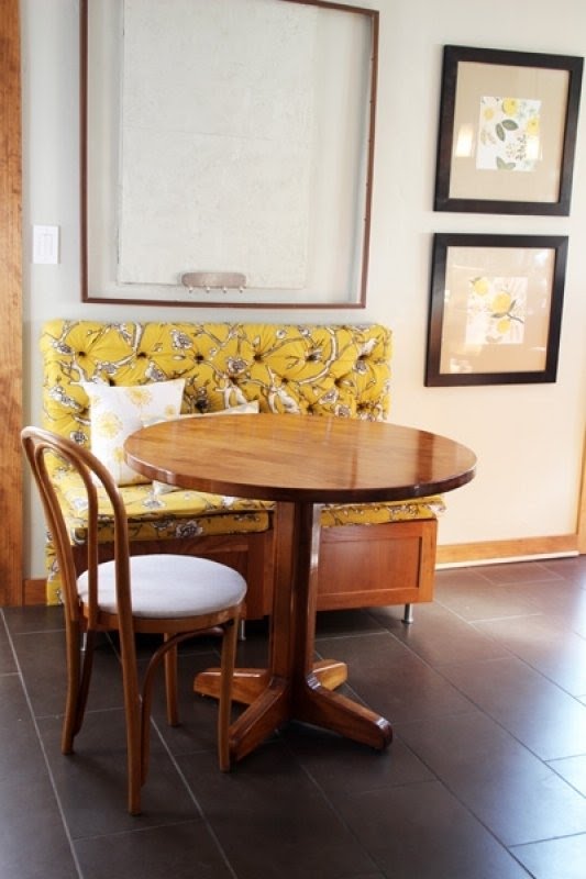 Small space breakfast nook ideas