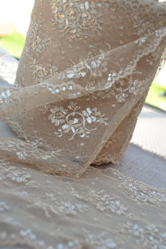 90 by 9 58 wide lace trim champagne with