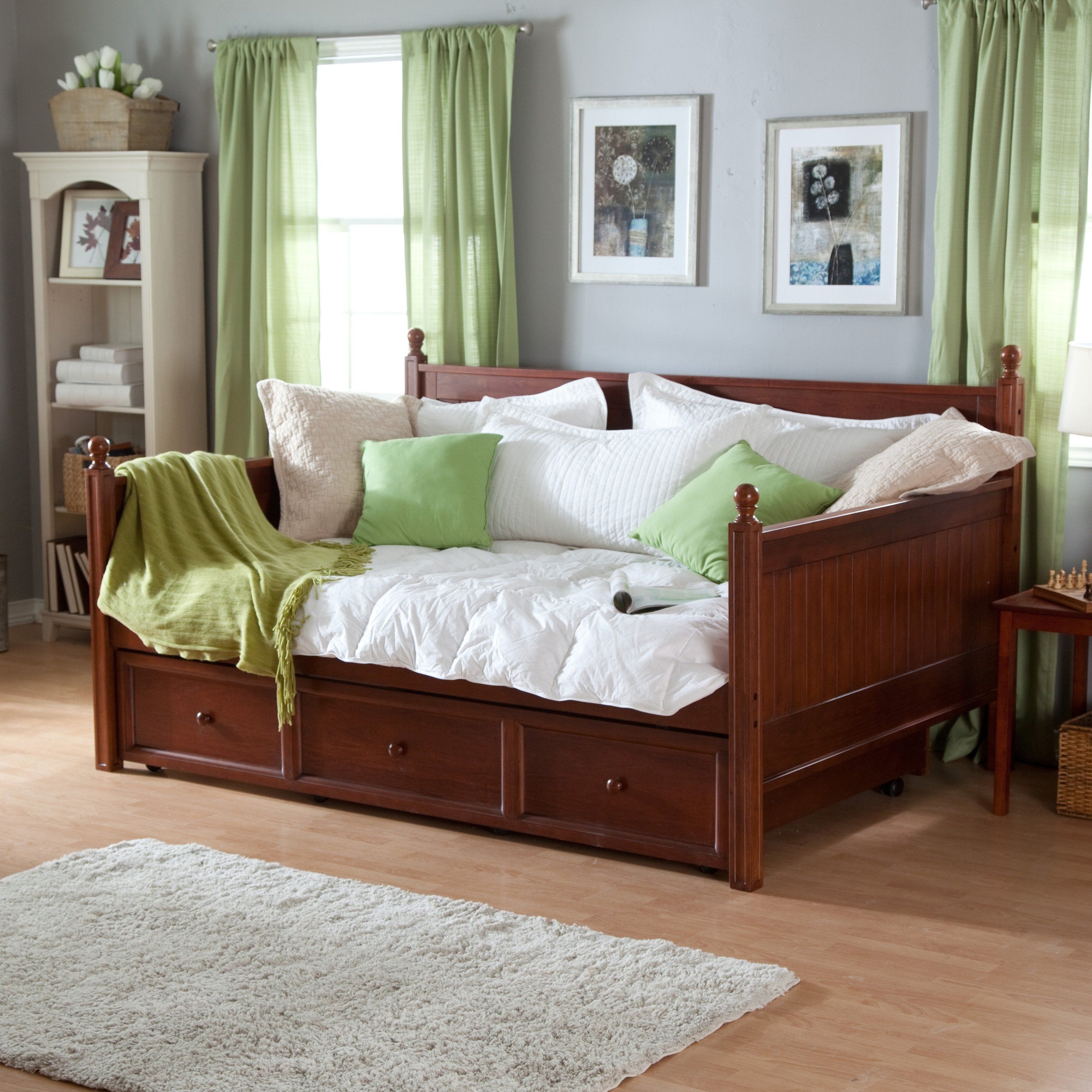 Double daybed