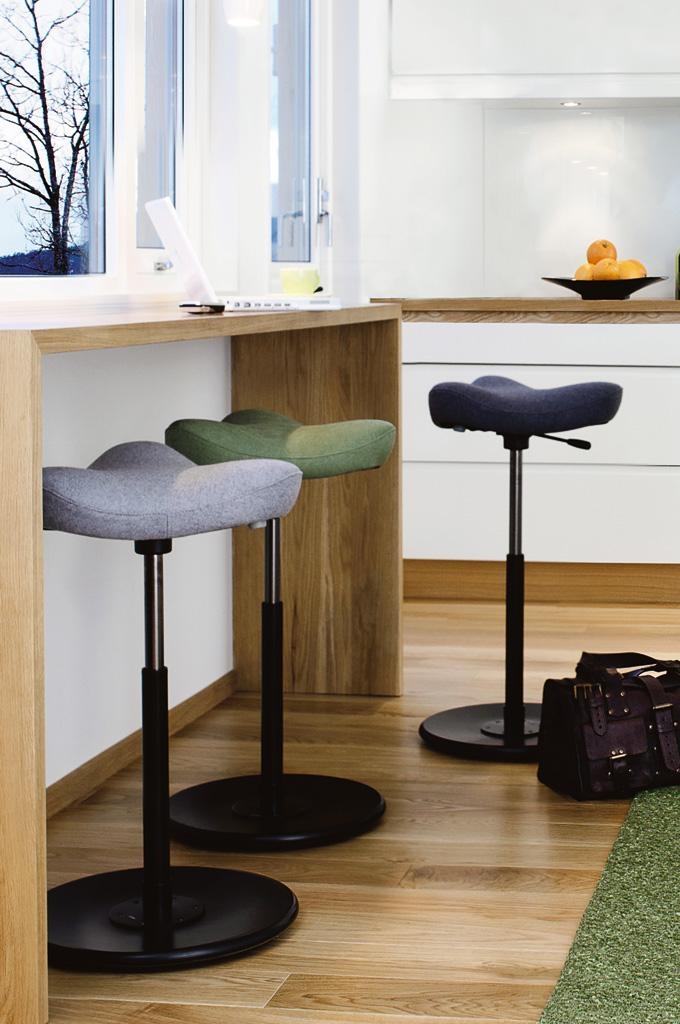 Ergonomic bar stools 15