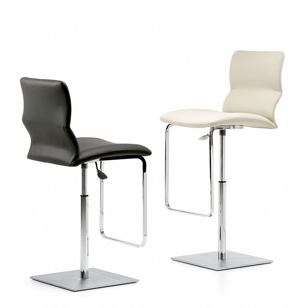 Ergonomic bar stools 21
