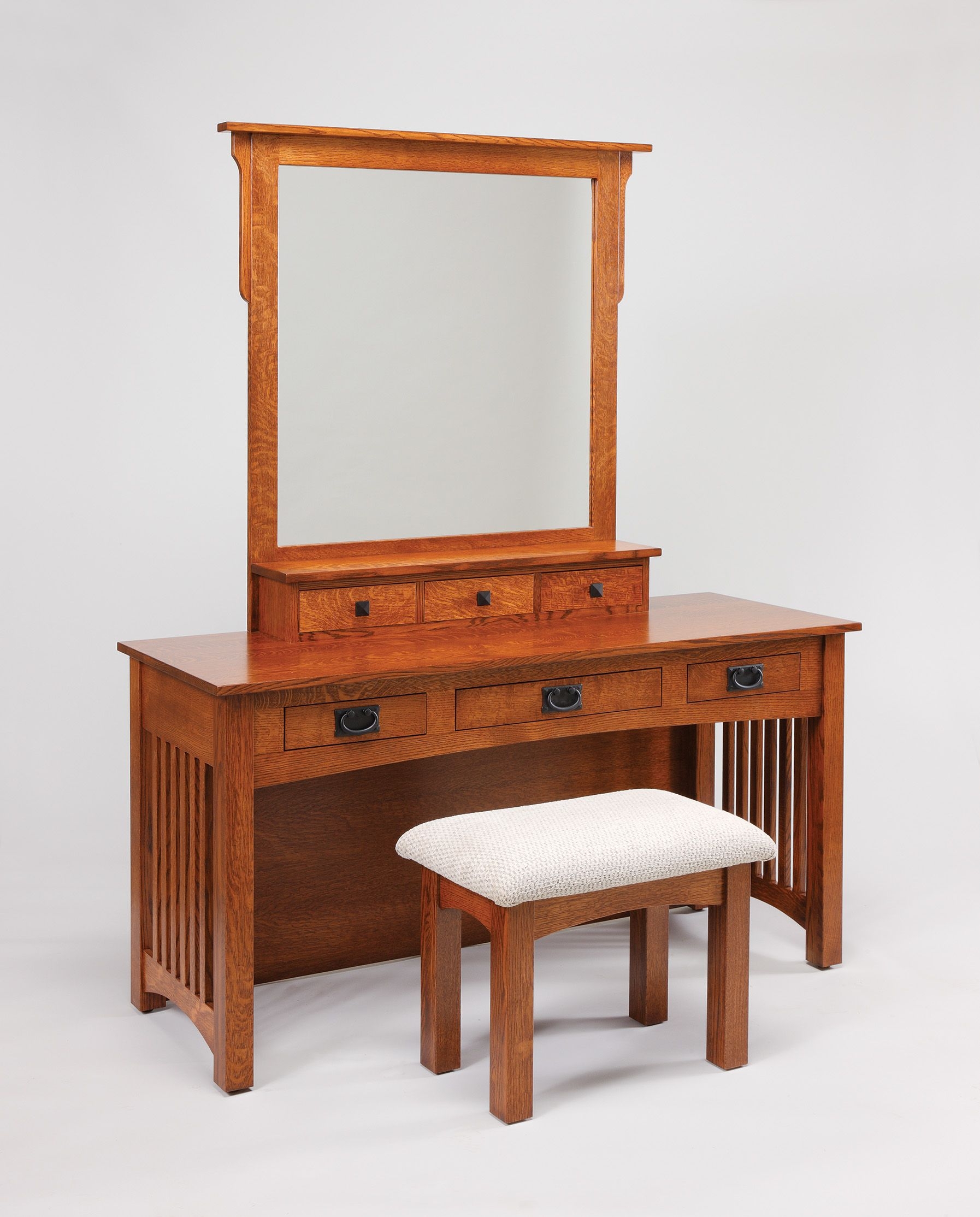Oak vanity table 14