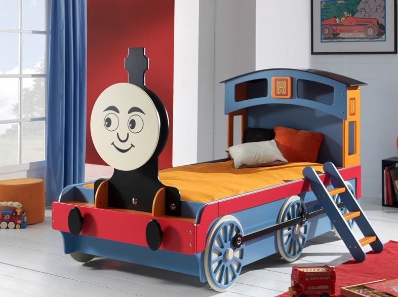 You can easily find beds that shaped like racing cars