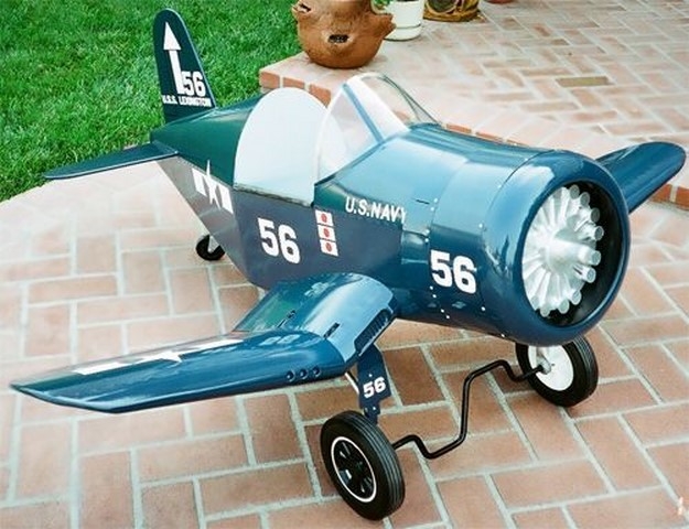 Airplane riding toy 2