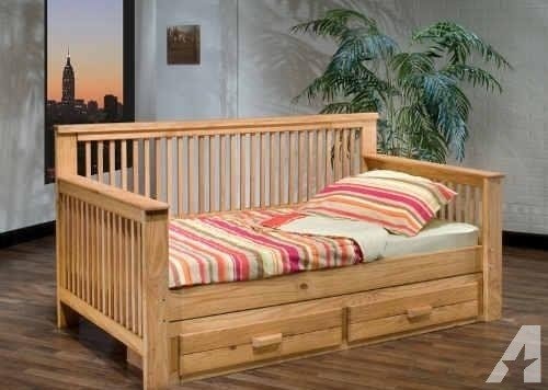 Twin natural finish wooden day bed with drawers