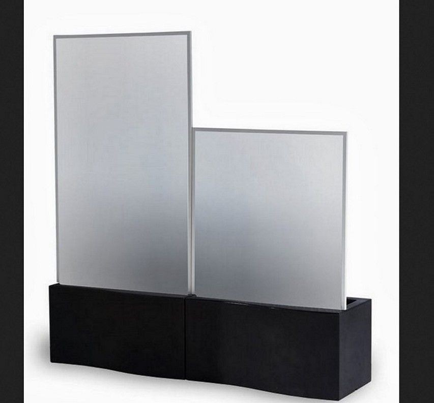 Acrylic room dividers 1