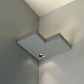 Kreon onn corner positive wall lamp 70w
