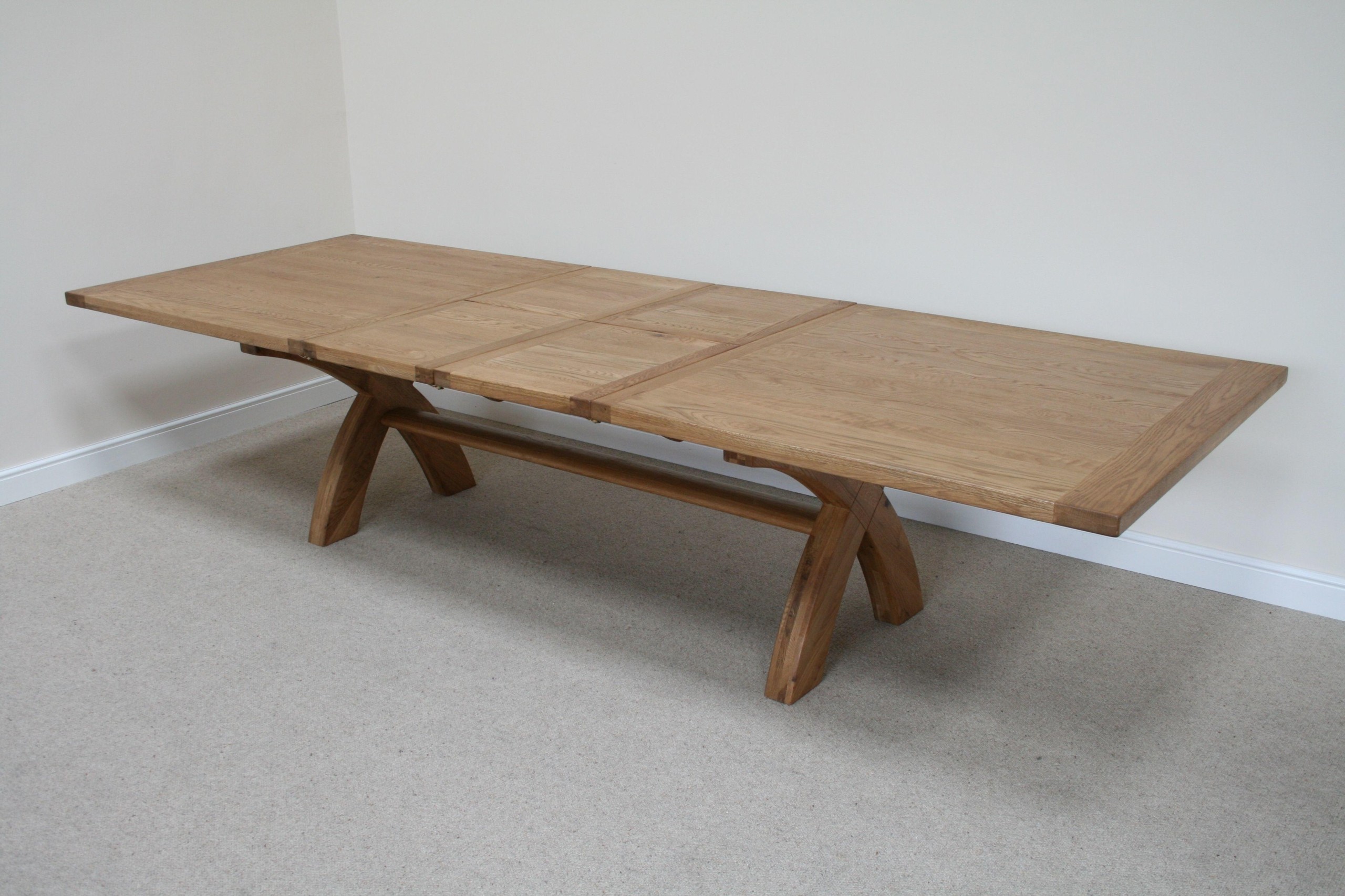 Large dining tables to seat 10