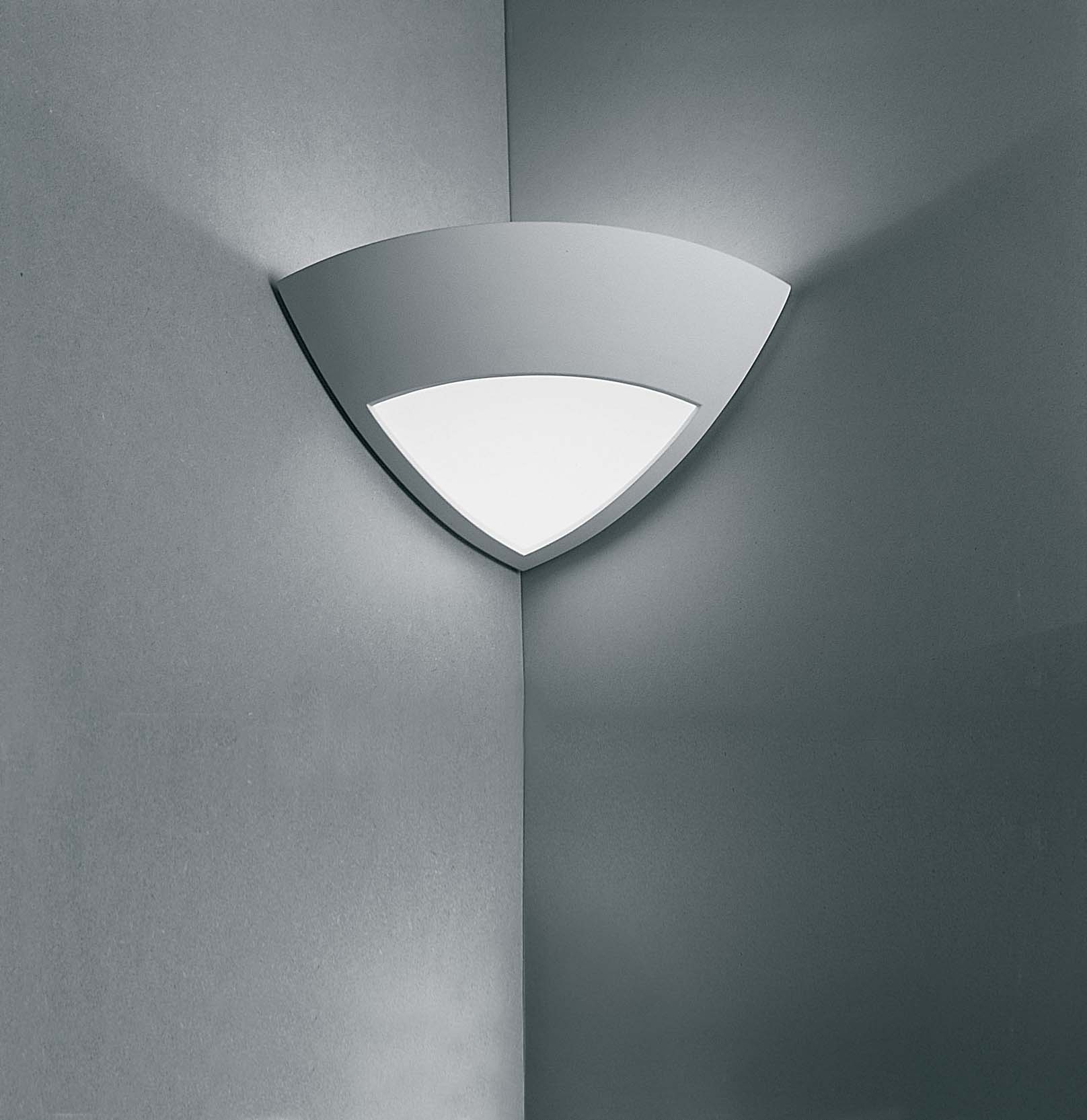 Quarter cone corner plaster wall light