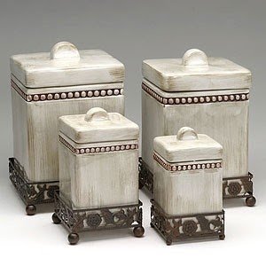 Kitchen storage if you use the right ceramic kitchen canisters