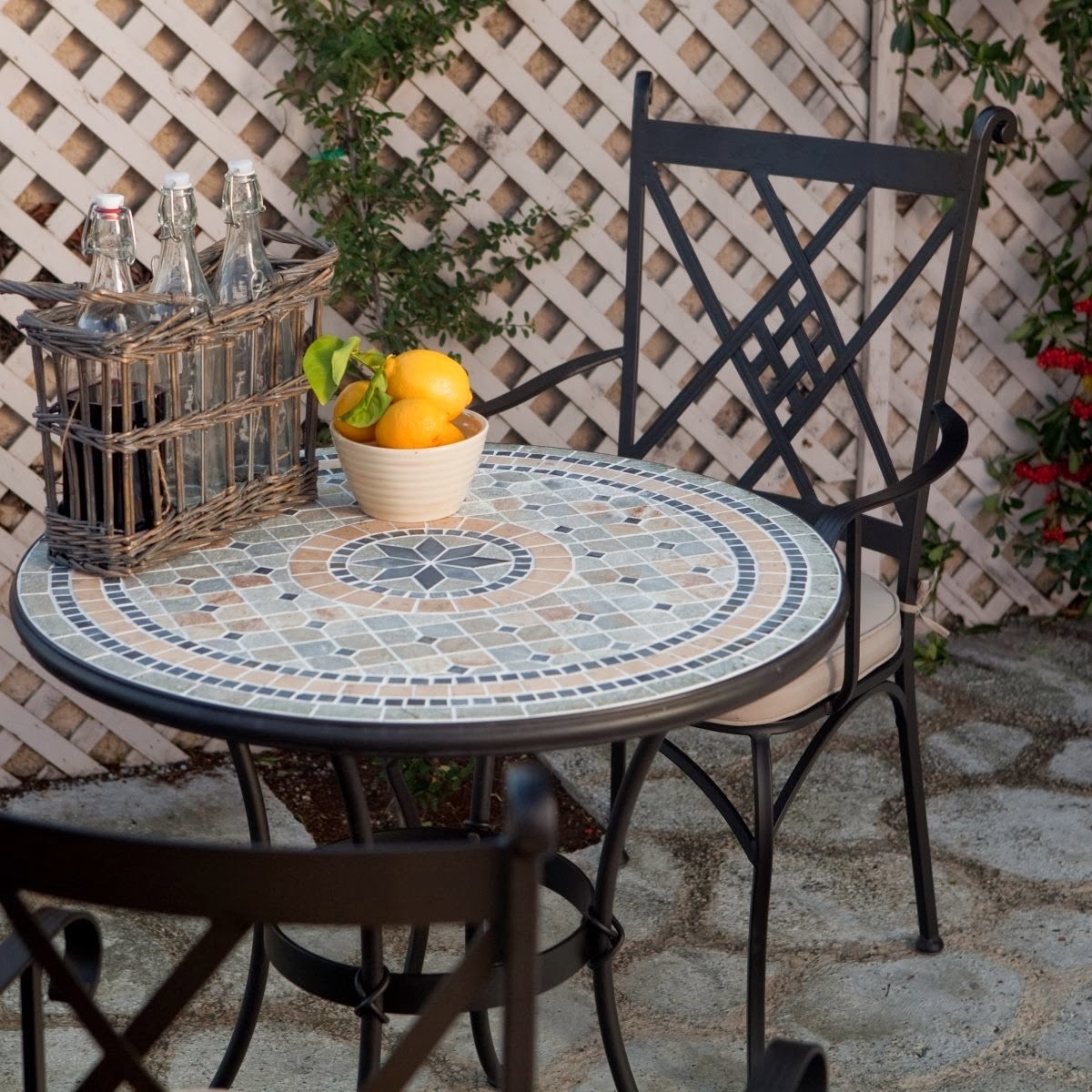 Cool mosaic bistro set