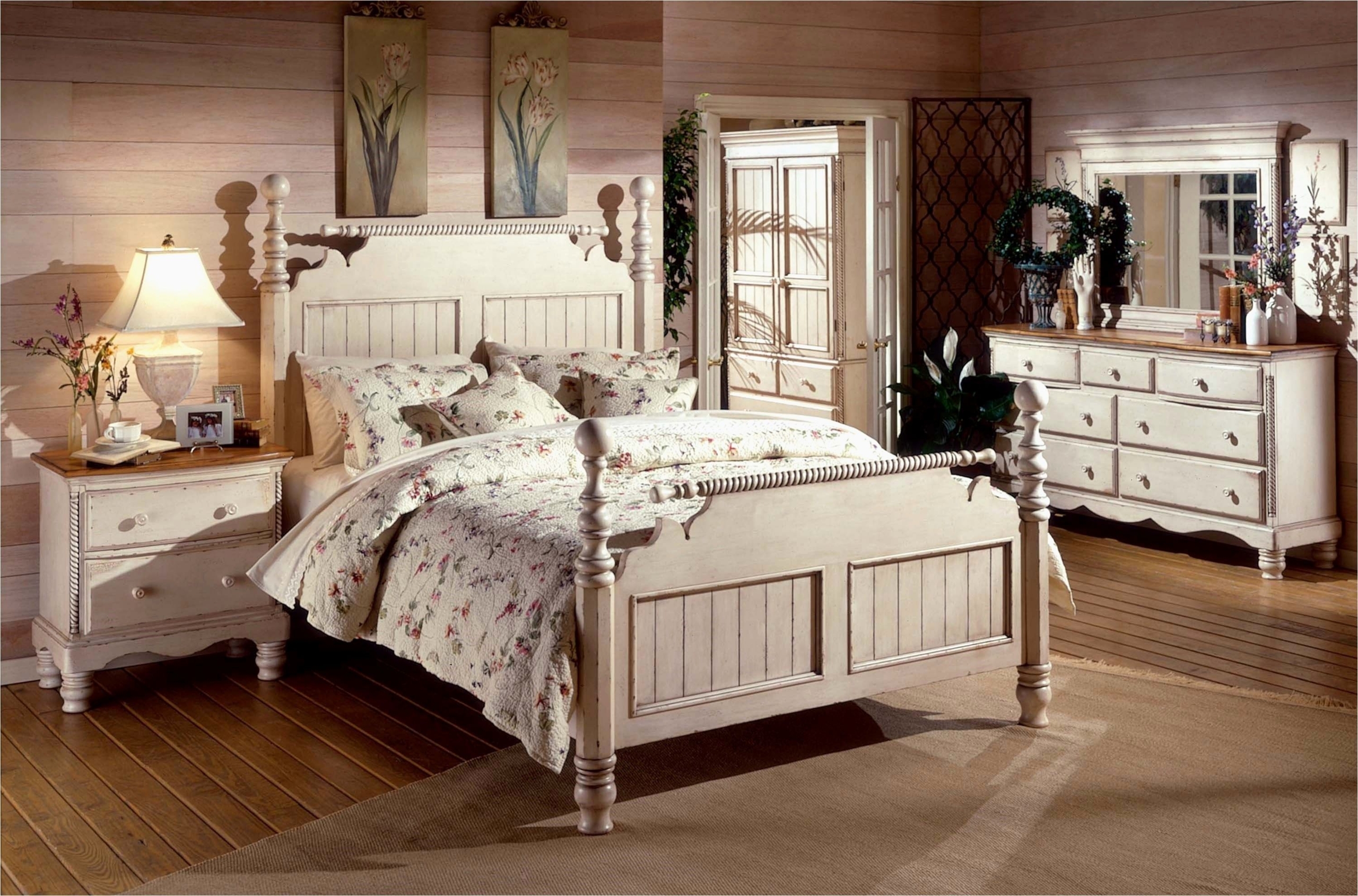 Old fashioned bedroom furniture 3