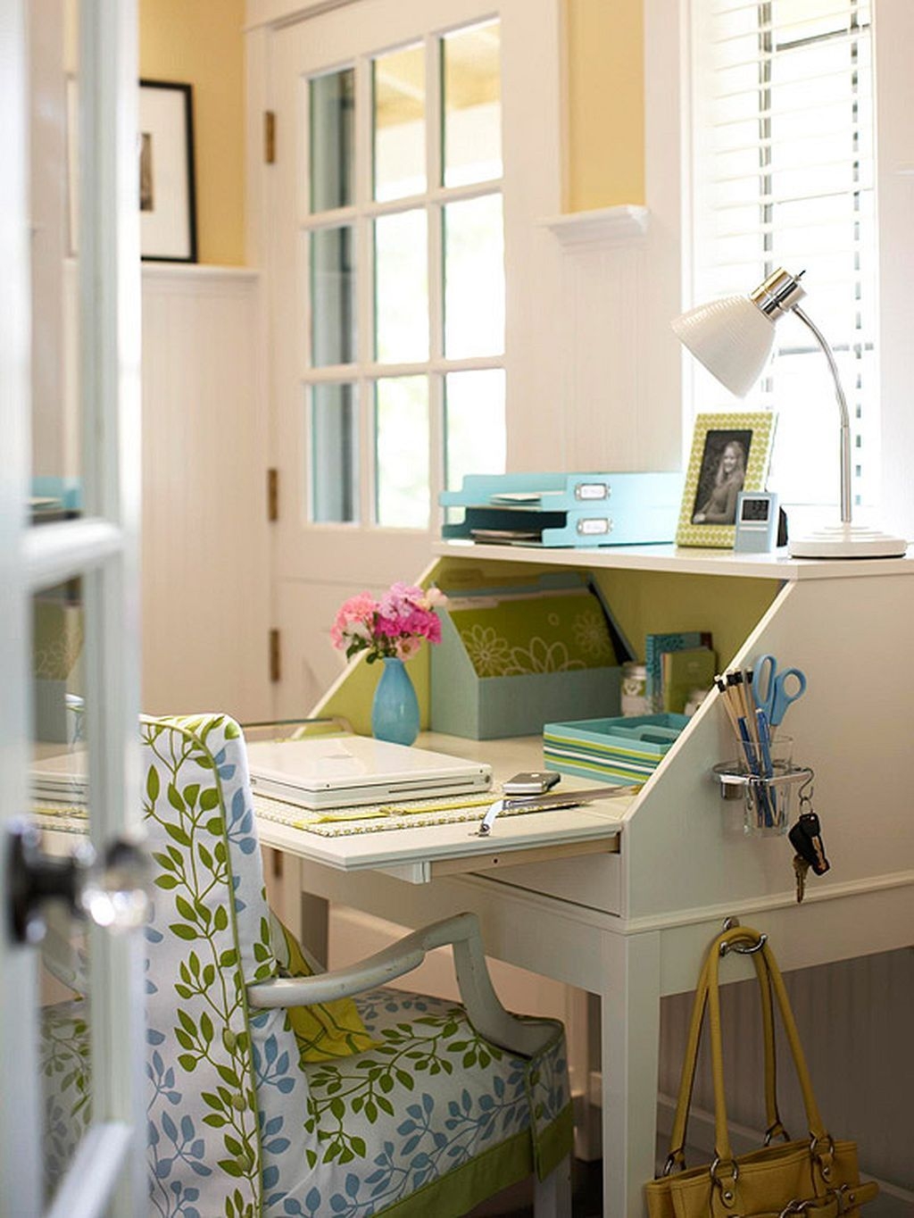 Small secretary desks 2
