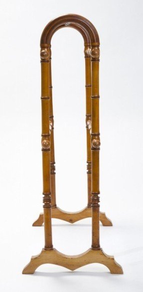 Wooden towel rack circa 1890 3