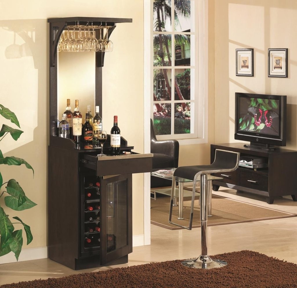 19 wine bar w refrigerator