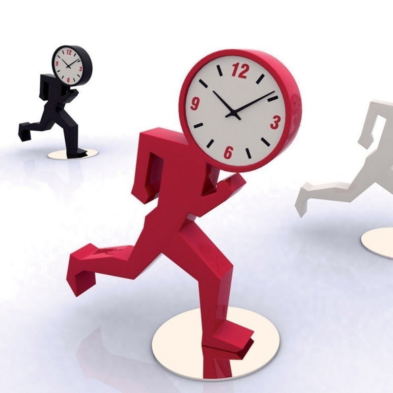 Contemporary desk clocks